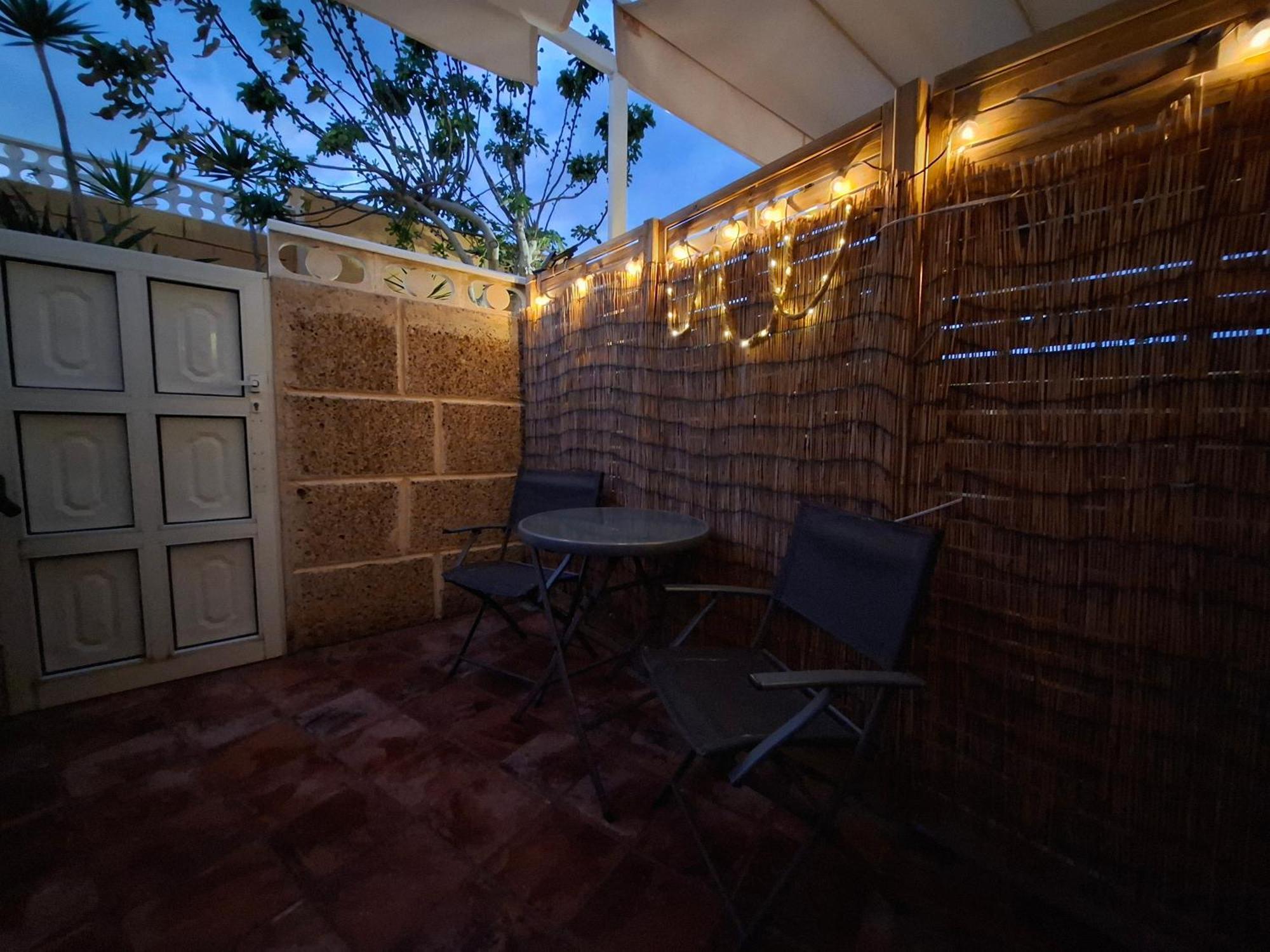 Habitacion Doble Con Bano Y Terraza Privada El Medano  Exterior photo